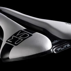 SELLE ITALIA FLITE Boost Kit Selle Superflow En Carbone - Mathieu Van Der Poel Edition -Velo Fusion Promos Boutique 308160 Selle Italia Flite BoostKitCarb SF MVP detail 03