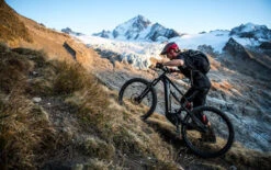 Bosch Mini Remote (BRC3300) Le Système Intelligent -Velo Fusion Promos Boutique Bosch Mini Remote BRC3300 Das smarte System EB13100001 d