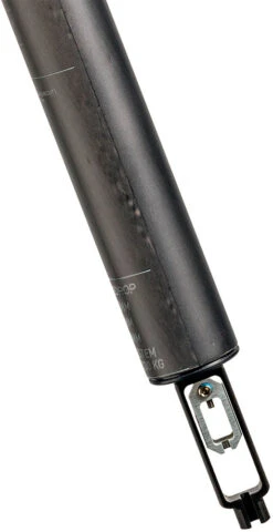 Dt-swiss D 232 One Tige De Selle Telescopique En Carbone Avec L1 Remote Lever 10 Dt-swiss D 232 One Tige De Selle Telescopique En Carbone Avec L1 Remote Lever -Velo Fusion Promos Boutique DT Swiss D 232 One Teleskopsattelstuetze 5