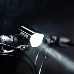 Lezyne Classic STVZO E500 Feu Avant Pour Vélo électrique -Velo Fusion Promos Boutique Lezyne 20121175 Classic STVZO E500 E Bike Frontlicht 1 LED ECLST V104AE 4