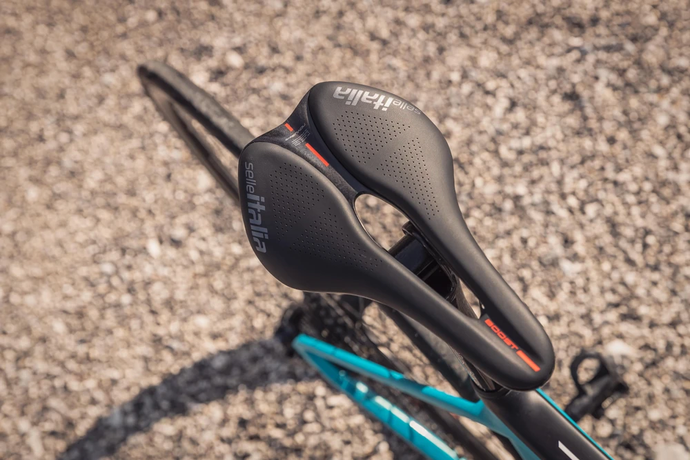 SELLE ITALIA Selle NOVUS Evo Boost Kit Carbon Superflow 3 SELLE ITALIA Selle NOVUS Evo Boost Kit Carbon Superflow – Image 3