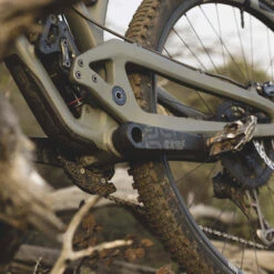 E-thirteen Manivelle TRS Race Carbon 73mm 5 E-thirteen Manivelle TRS Race Carbon 73mm -Velo Fusion Promos Boutique TRS Race Carbon CS4TRA 106 03