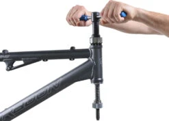 Fraisage Du Tube De Direction à Plat